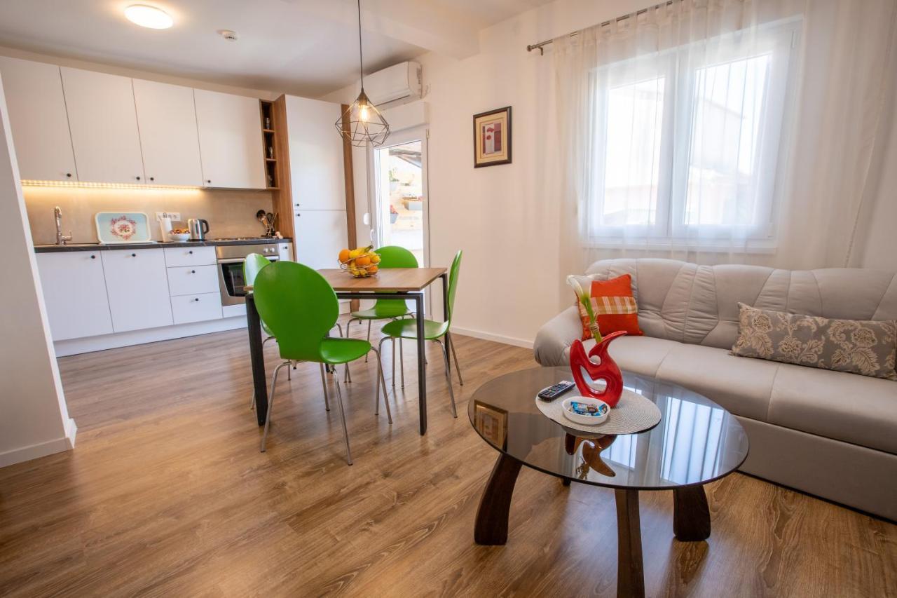 Self Check-In Apartment With Jacuzzi Mostar Exterior foto